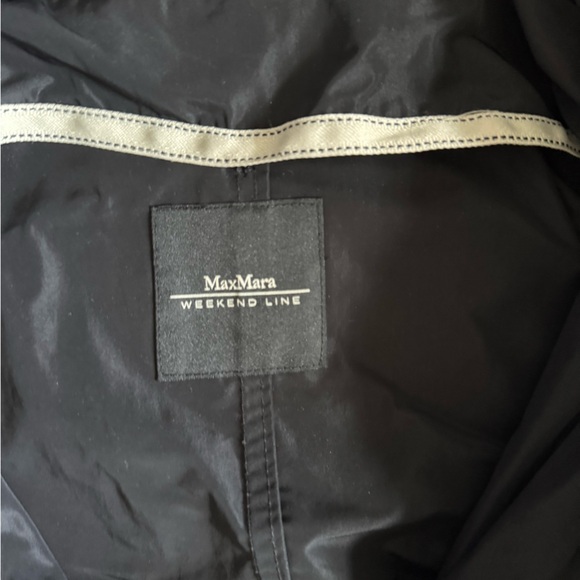Max Mara Weekend Line Black Jacket size 6 - Picture 4 of 11